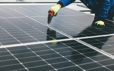 UN DES PLUS GRANDS PARCS PHOTOVOLTAÏQUES EST PROJETÉ DANS LA CARRIÈRE DE PERLONJOUR ET IMPLIQUE LES CITOYENS DE LA COMMUNE